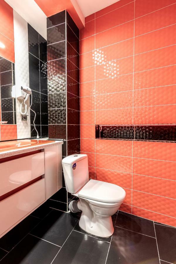 Balabana Red Apartment Lviv Exterior foto