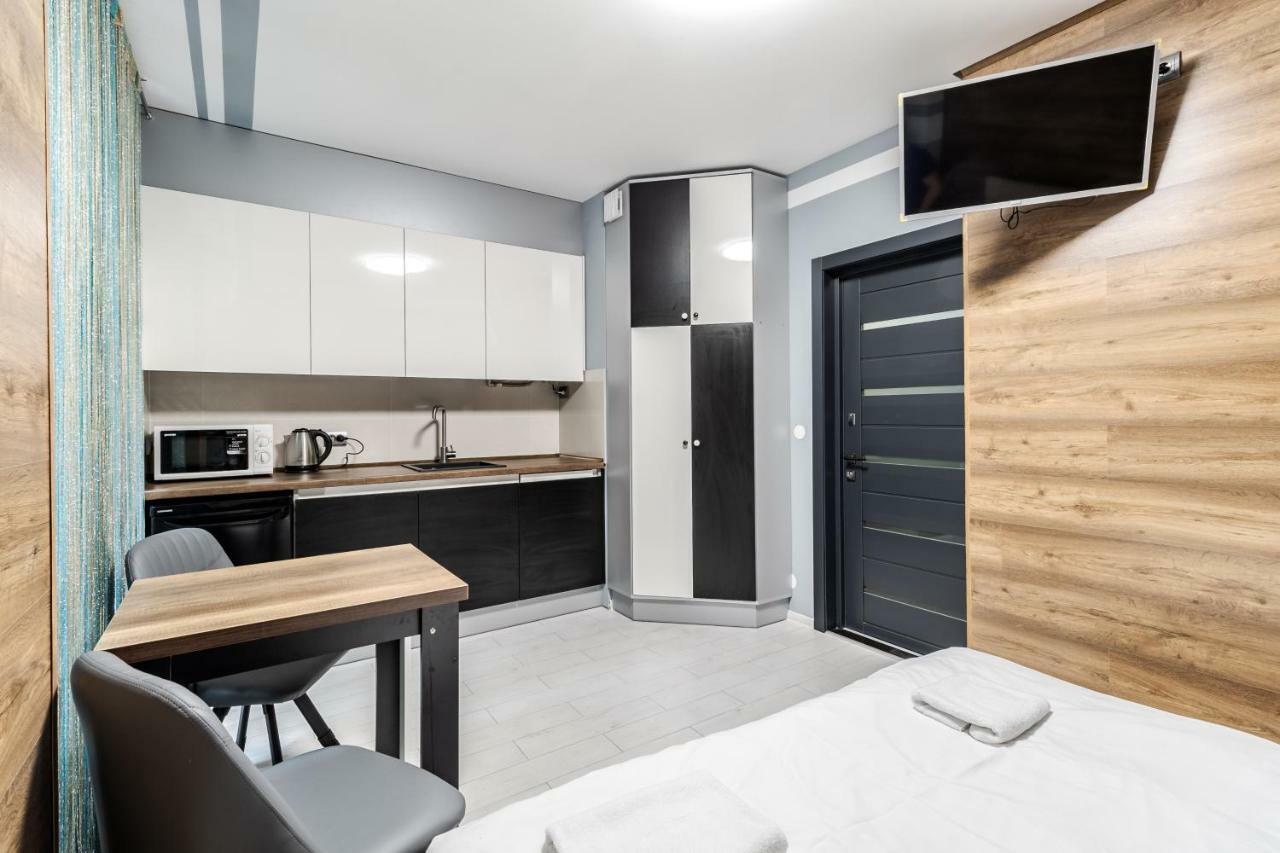 Balabana Red Apartment Lviv Exterior foto